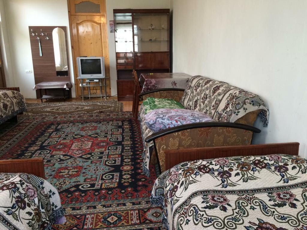 Huseyn Houses Гянджа Экстерьер фото